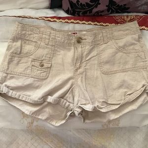 Iei Ashley low rise shorts